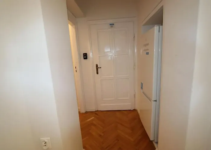 Fantastic Waw - W8 A * وارسو