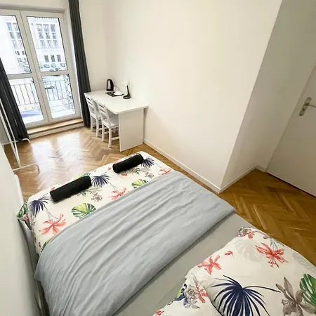 Fantastic Waw - W8 A Apartment